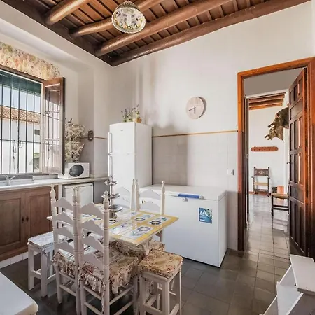 Holiday home Con Piscina En Aracena